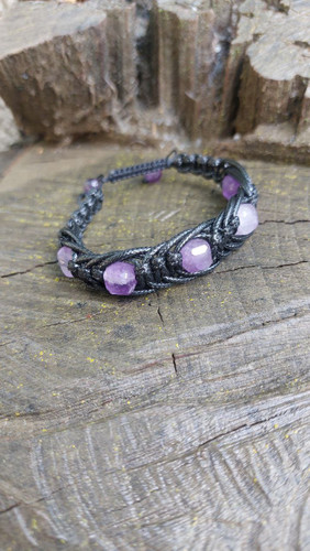 دستبند سنگ امیتیست با بافت چرم