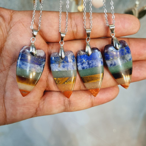 مدال هفت چاکرا طرح زوبین