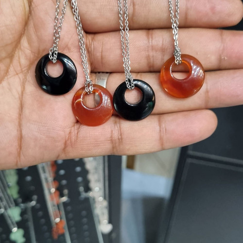 مدال عقیق دوناتی